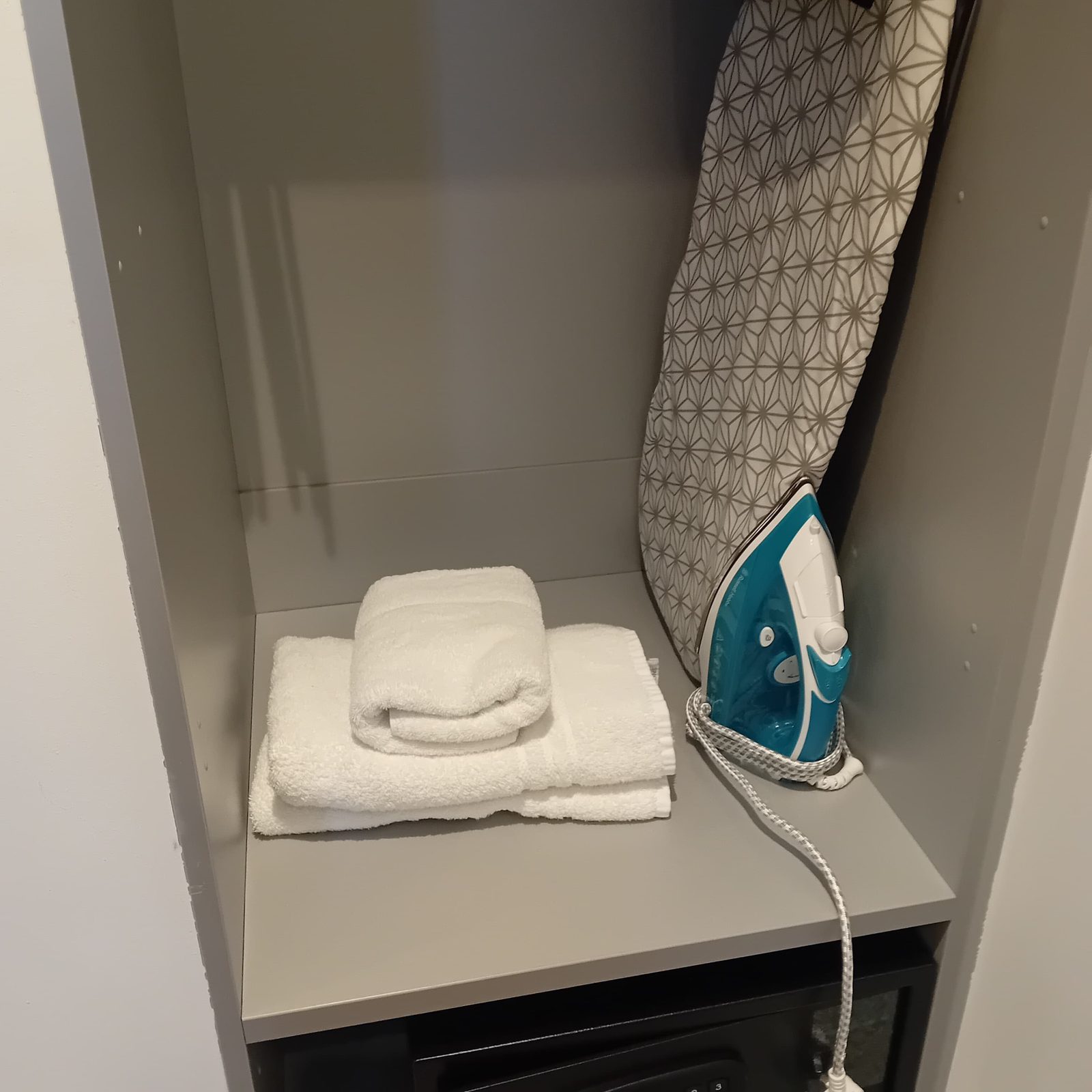 Laundry Only – Exotic Cleaning Services